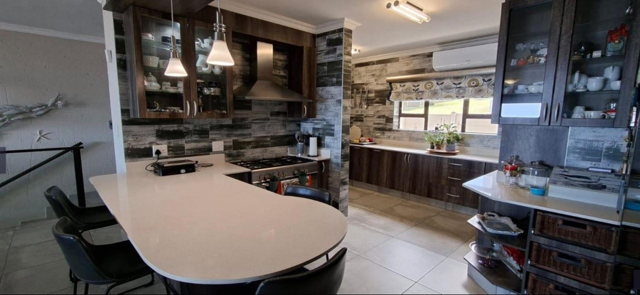 3 Bedroom Property for Sale in Dana Bay Western Cape